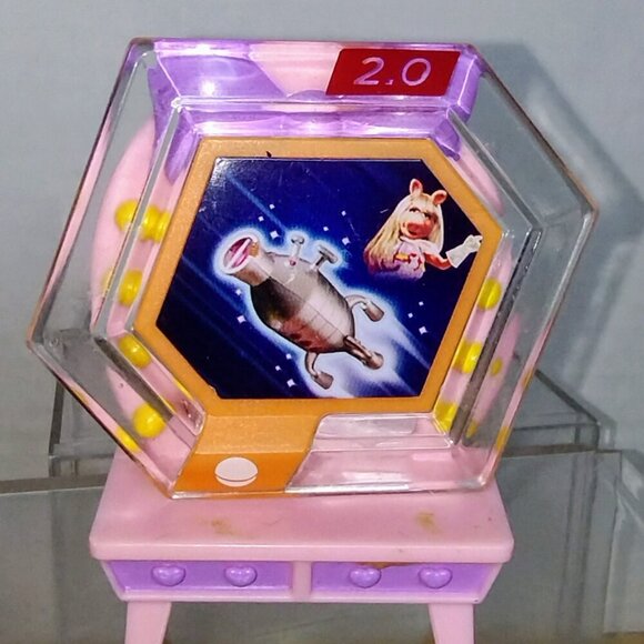 Disney Infinity 2.0 USS SWINETREK Power Disc (The Muppet Show) INF-400143 - Picture 1 of 3
